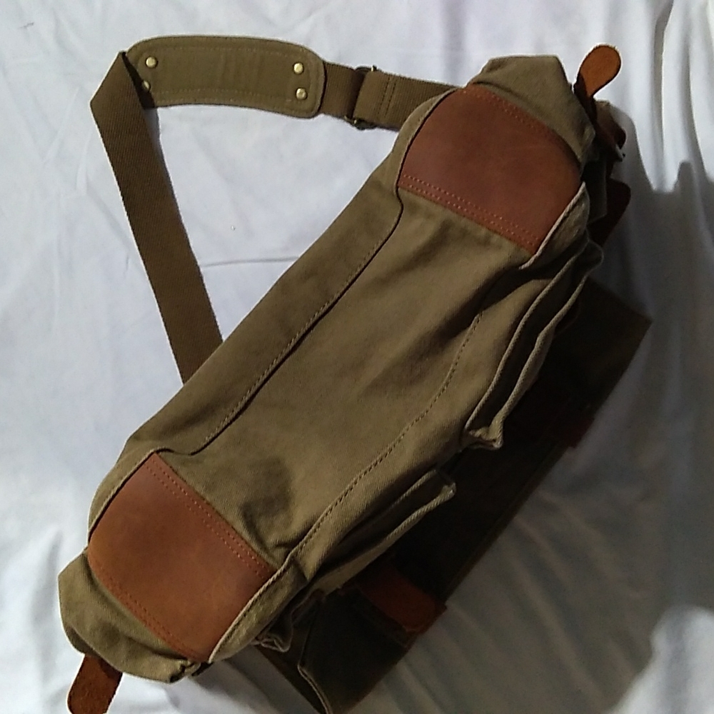 NEW S.C.Cotton Super Spacious Army Green Tan Canvas Leather Trim Messenger Bag - Picture 8 of 16